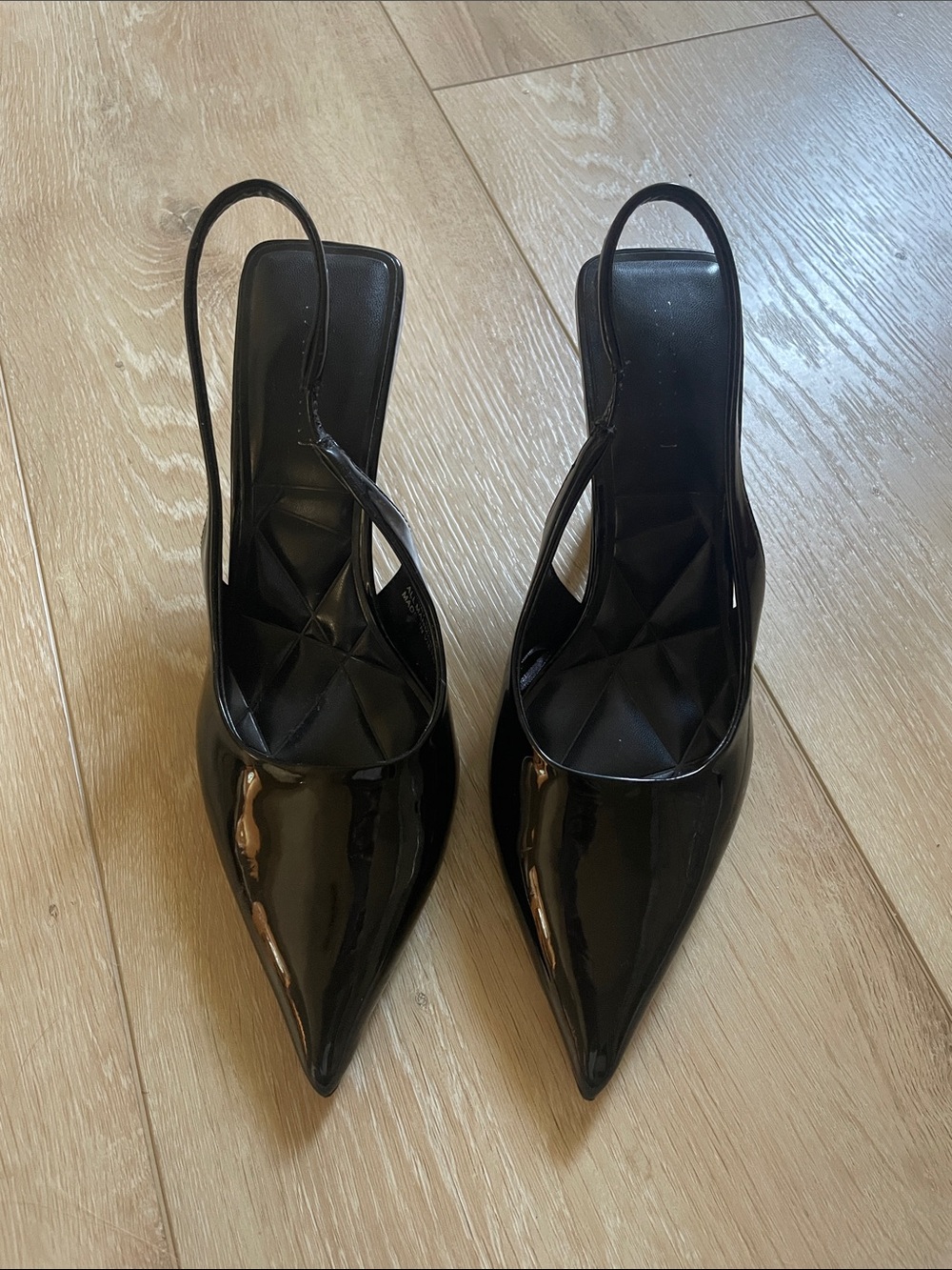 Black Patent Slingback Pointed Toe Women's Pumps